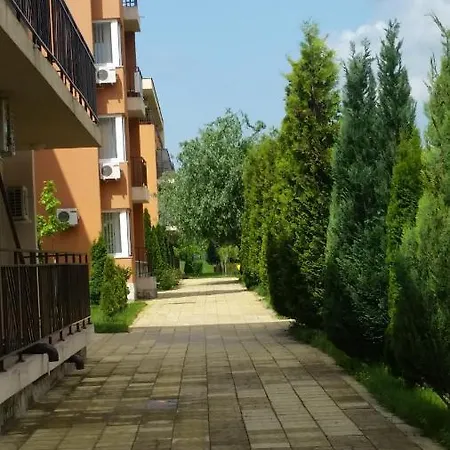 Болгария Солнечный Берег Холидей Гольф Клуб. Сдача В Аренду 2- Комнатных Апартаментов. 公寓